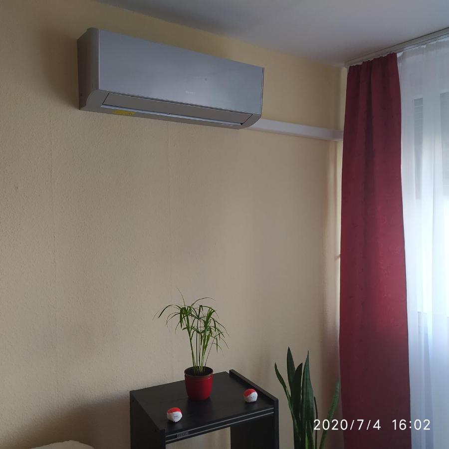 Krenusz Vendeghaz. Apartment Kaposvar Bagian luar foto