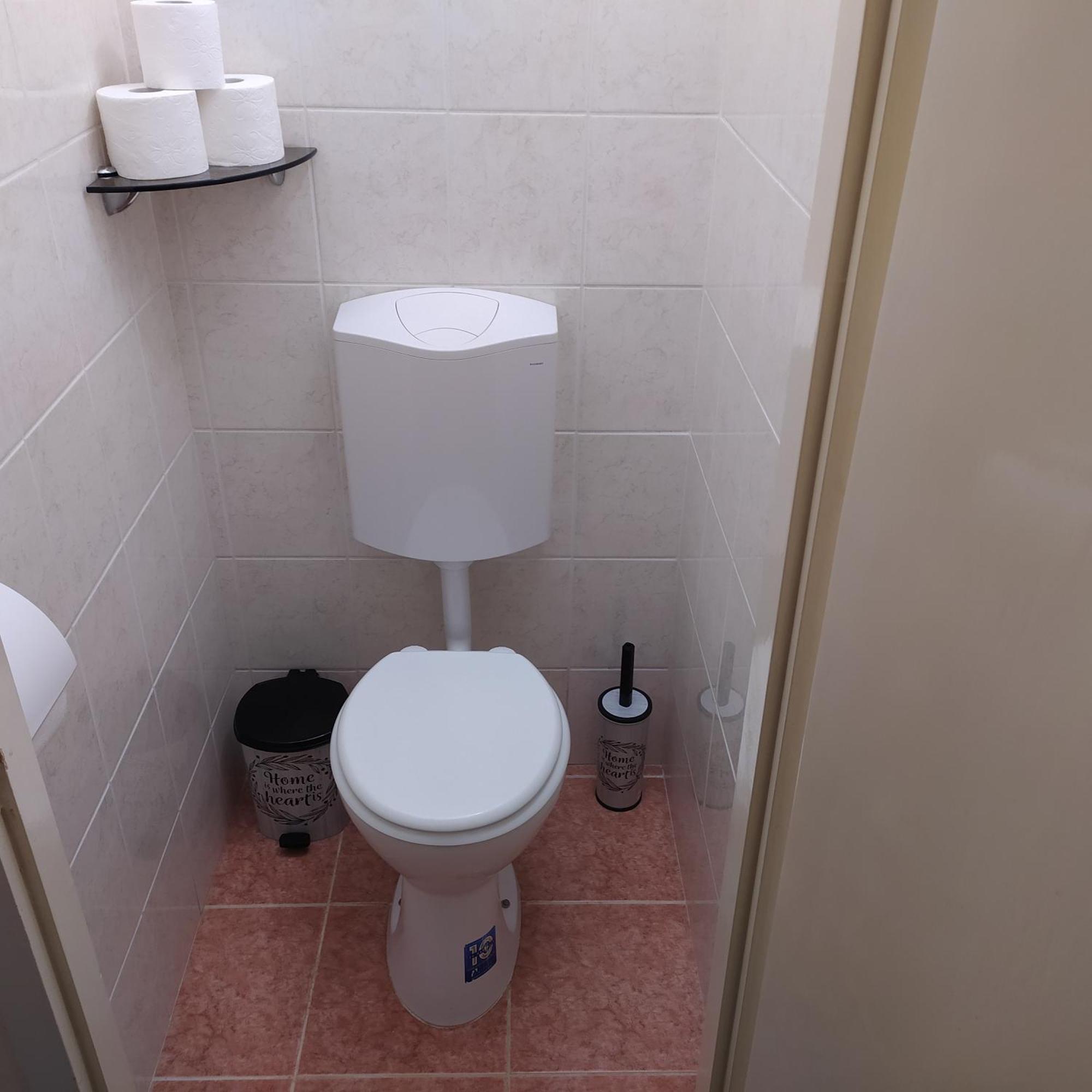 Krenusz Vendeghaz. Apartment Kaposvar Bagian luar foto